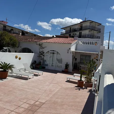 Adita - House Chalet